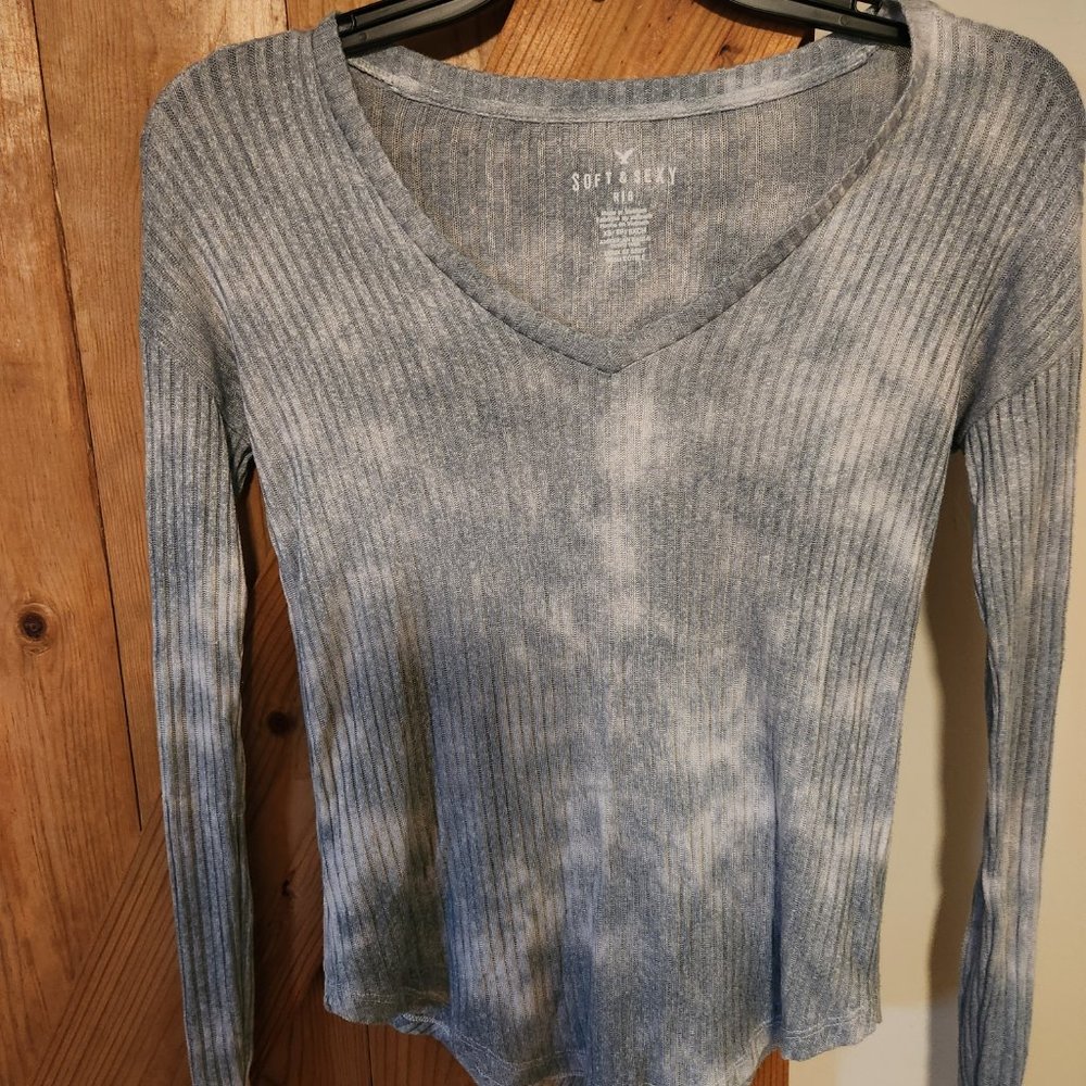 American Eagle Soft and Sexy long sleeve ribbed t-shirt